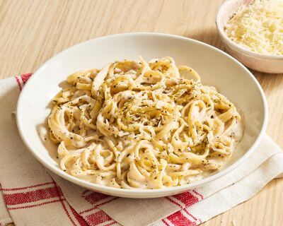Cacio e Pepe linguine